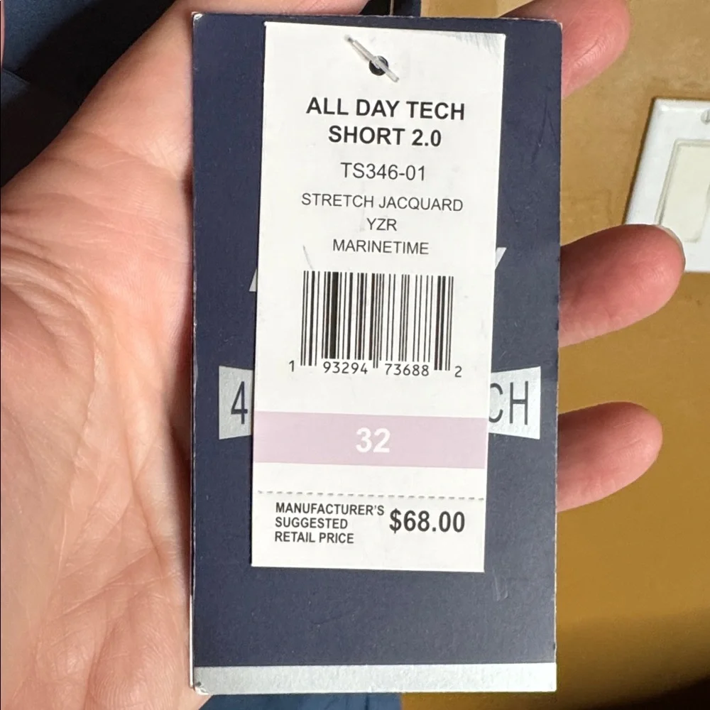 NWT Surf & Swim Co All Day Tech Hybrid Shorts 4-Way Stretch Quick Dry Size 32